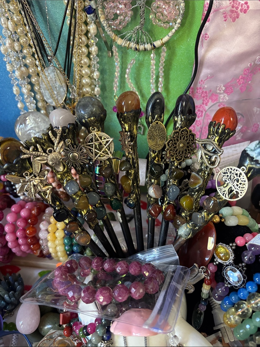 CRYSTAL MAGIC WAND